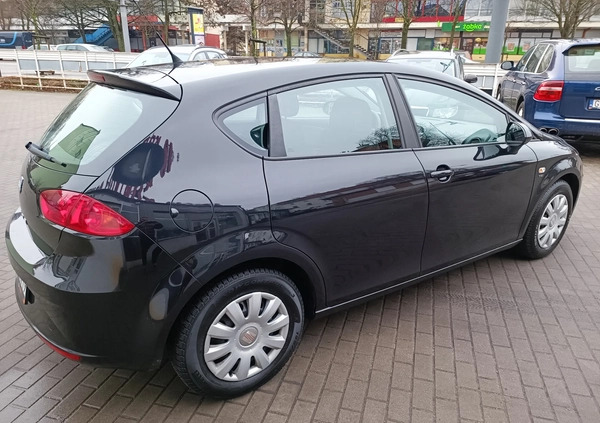 Seat Leon cena 14500 przebieg: 259897, rok produkcji 2011 z Sobótka małe 232